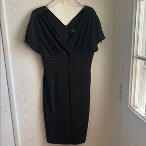 Adrianna Papell Black Pleated V-Neck Dolman Midi Dress